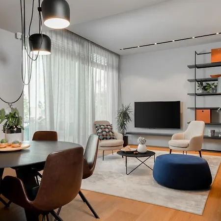 Design Adoral *